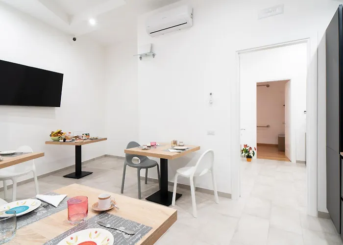 L'isola Che C'e ゲストハウス 4*