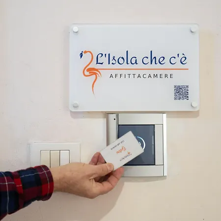 L'isola Che C'e 4* كالياري