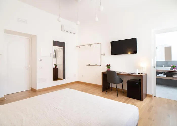 L'isola Che C'e 招待所 4*