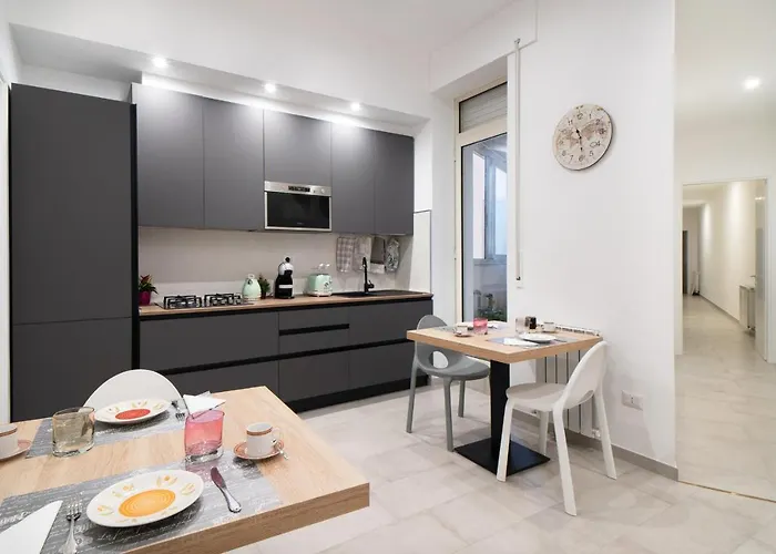 L'isola Che C'e 招待所 4*