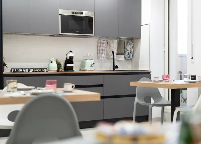 L'isola Che C'e 4* 卡利亚里