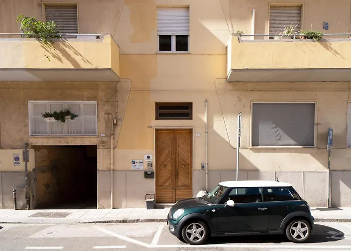 招待所 L'isola Che C'e 卡利亚里