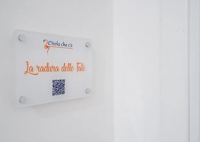 L'isola Che C'e 招待所 4*